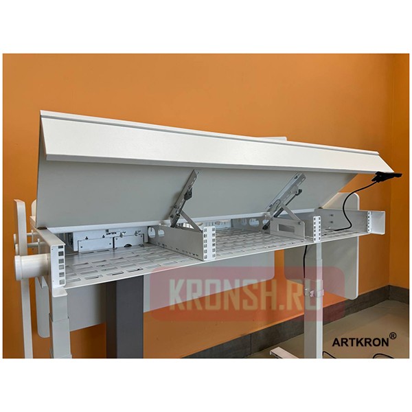 Рабочее место, стол оператора ARTKRON Dream-48005