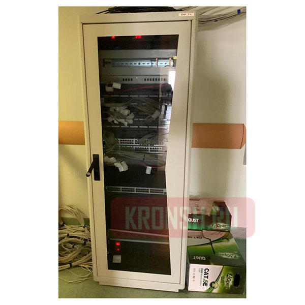 Серверный шкаф ARTKRON Fl glass 19 дюймов 22U